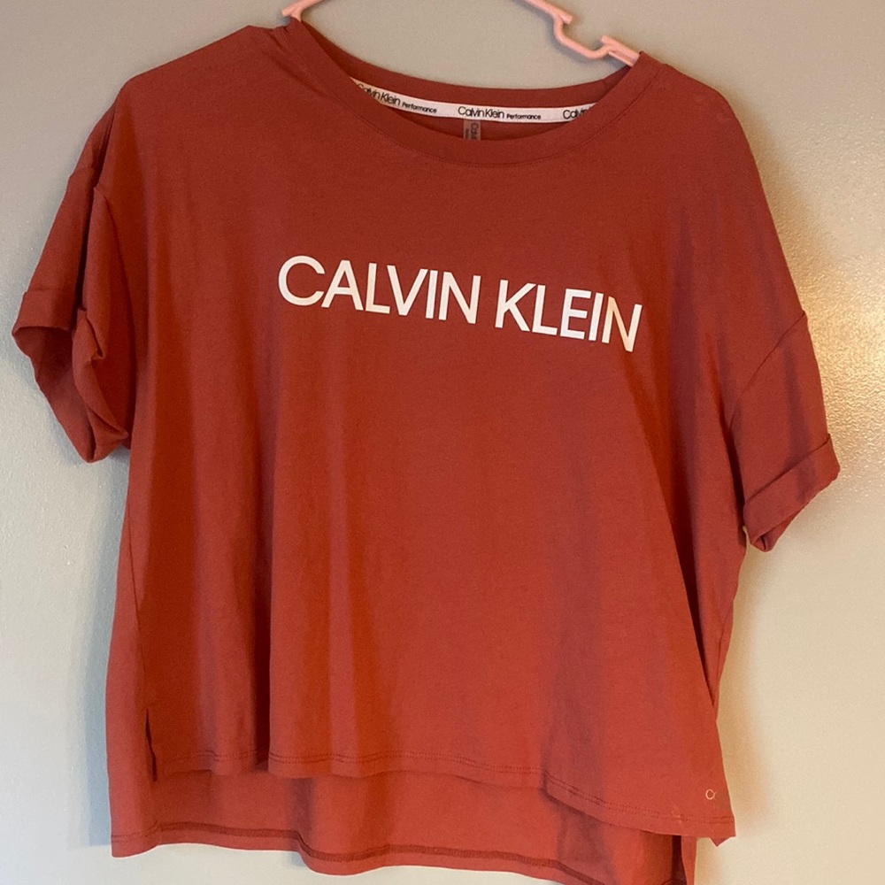 Calvin Klein Crop Top